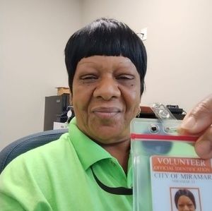 Meet your Posher, Myra